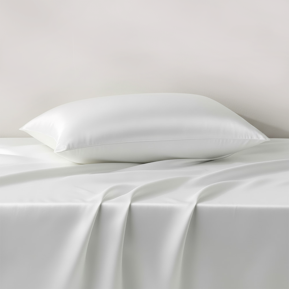 Lulle Bare White Silk Pillowcase